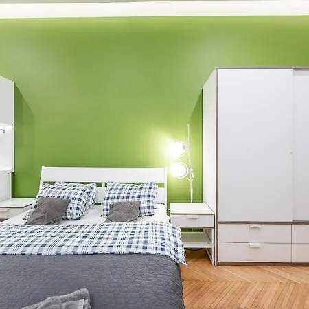 Masiarska 2 Adress In Center